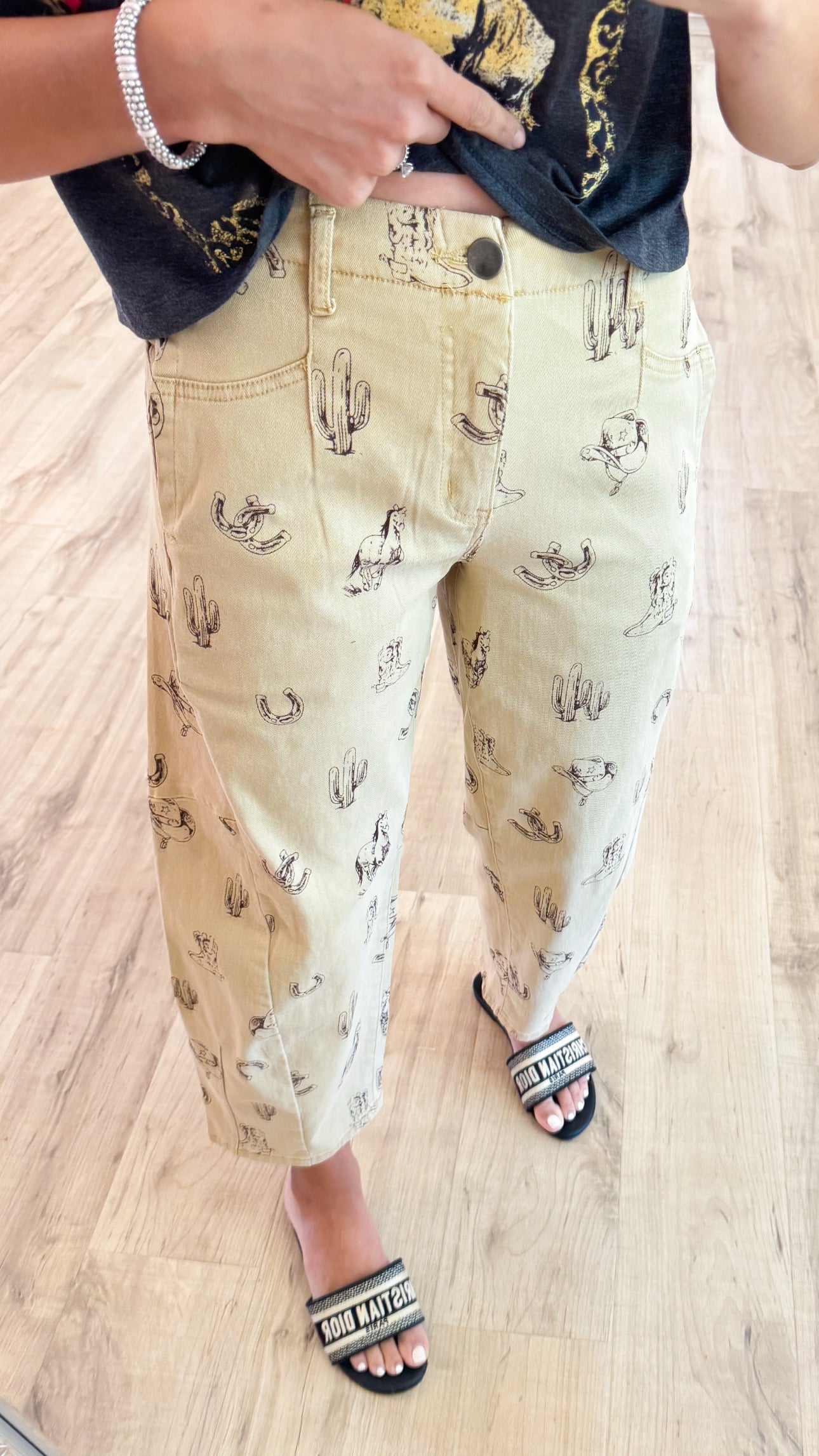 Khaki Cowboy Printed Barrel Jeans